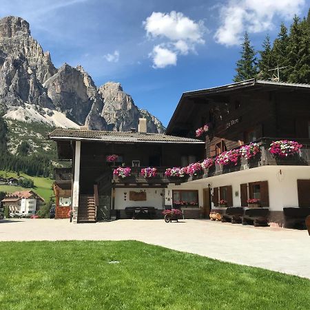 Garni La Vara Corvara Zewnętrze zdjęcie