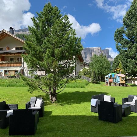Garni La Vara Corvara Zewnętrze zdjęcie