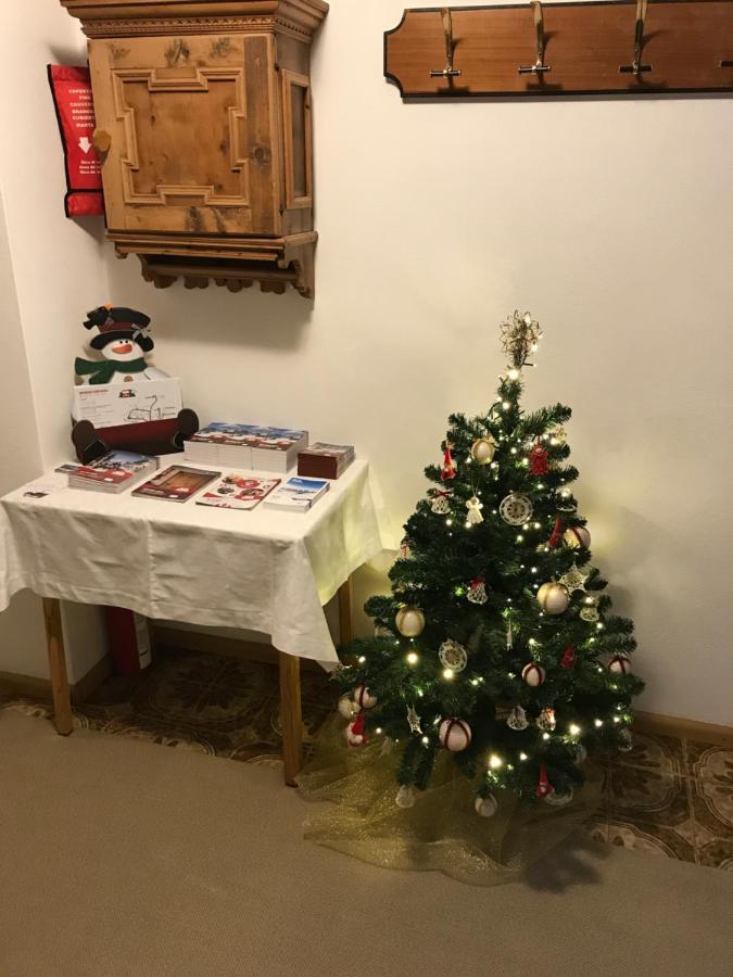 Garni La Vara Corvara Zewnętrze zdjęcie